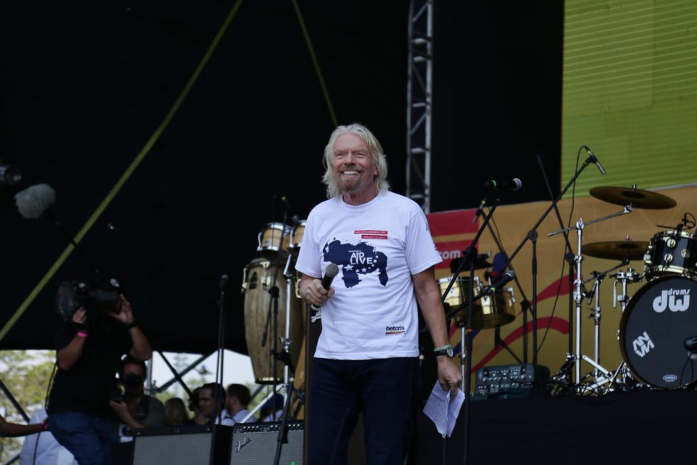 Richard Branson, cabeza del conglomerado empresarial Virgin Group y creador de este concierto. Richard Branson, cabeza del conglomerado empresarial Virgin Group y creador de este concierto.