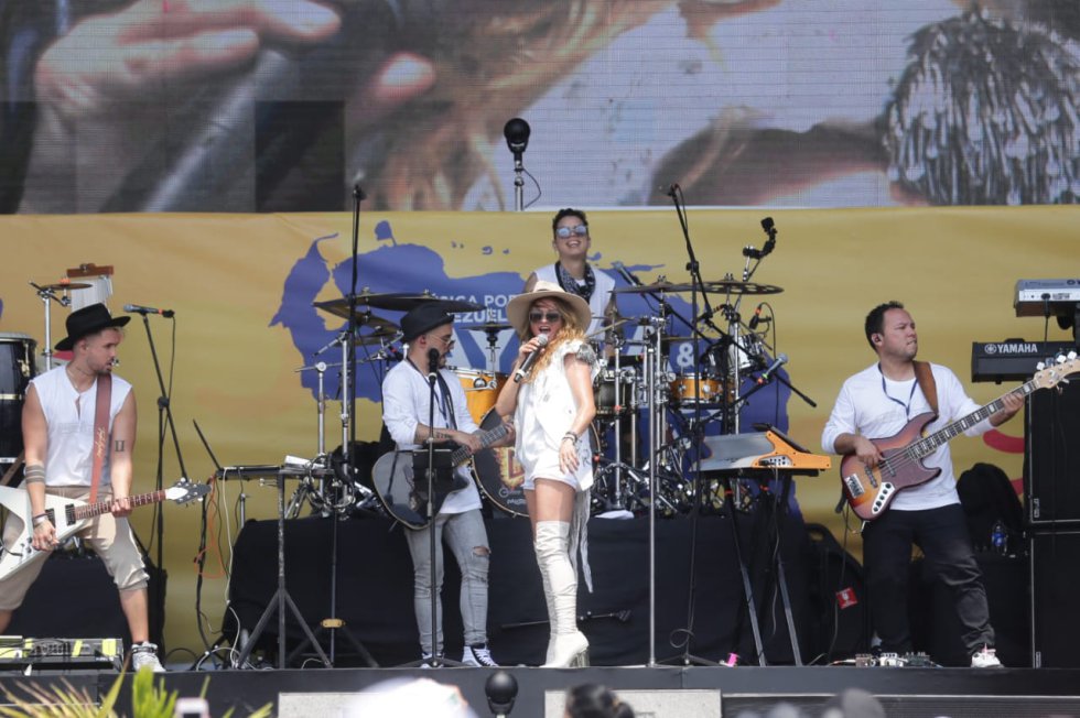 Paulina Rubio Paulina Rubio