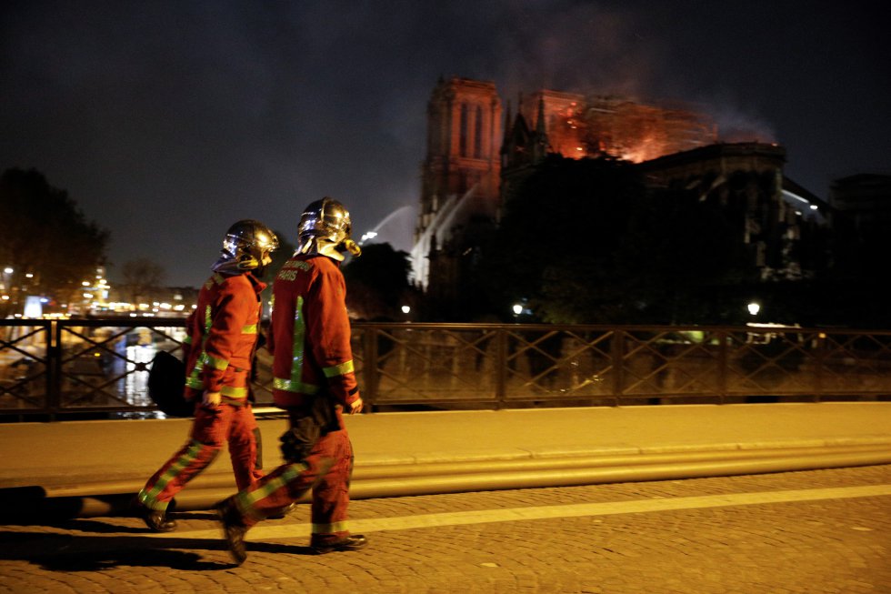 "París está desfigurada. La ciudad nunca será como era antes". "París está desfigurada. La ciudad nunca será como era antes".