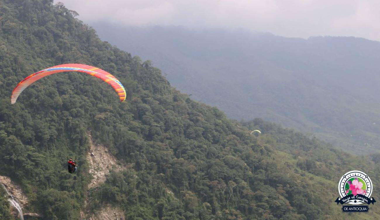 deportes extremos en cocorna en cocorna los suenos vuelan en parapente medellin caracol radio