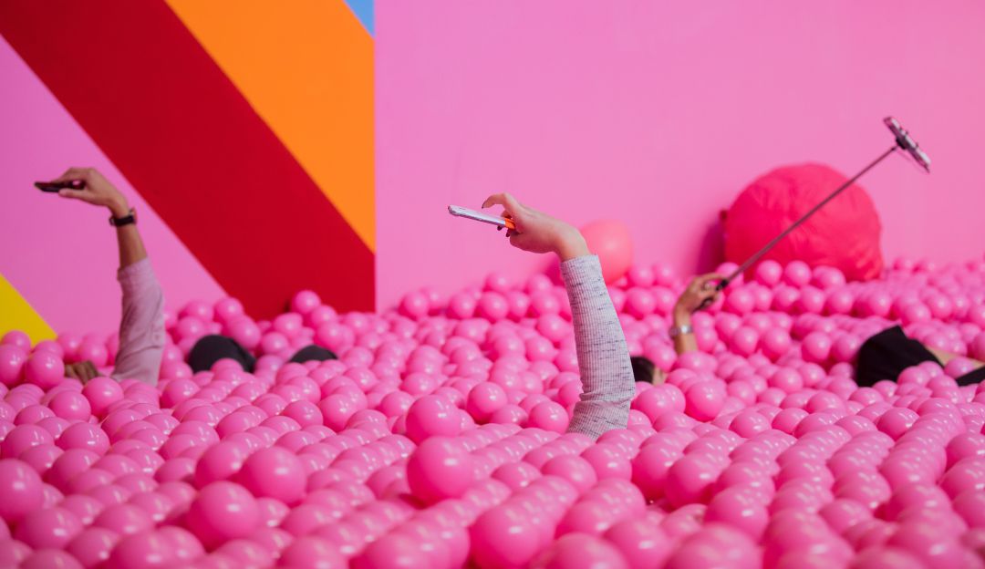 RAZONES POR LAS QUE LOS SELFIS SON PERJUDICIALES PARA TI_2 RAZONES POR LAS QUE LOS SELFIS SON PERJUDICIALES PARA TI_2