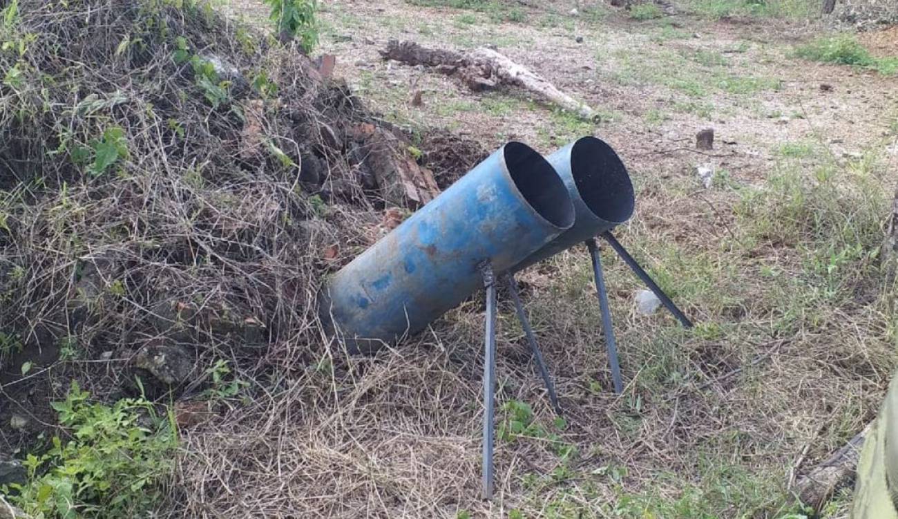 Cilindros bomba en Arauca Tres civiles heridos en ataque terrorista contra  el ejrcito en Saravena  Regional  Caracol Radio