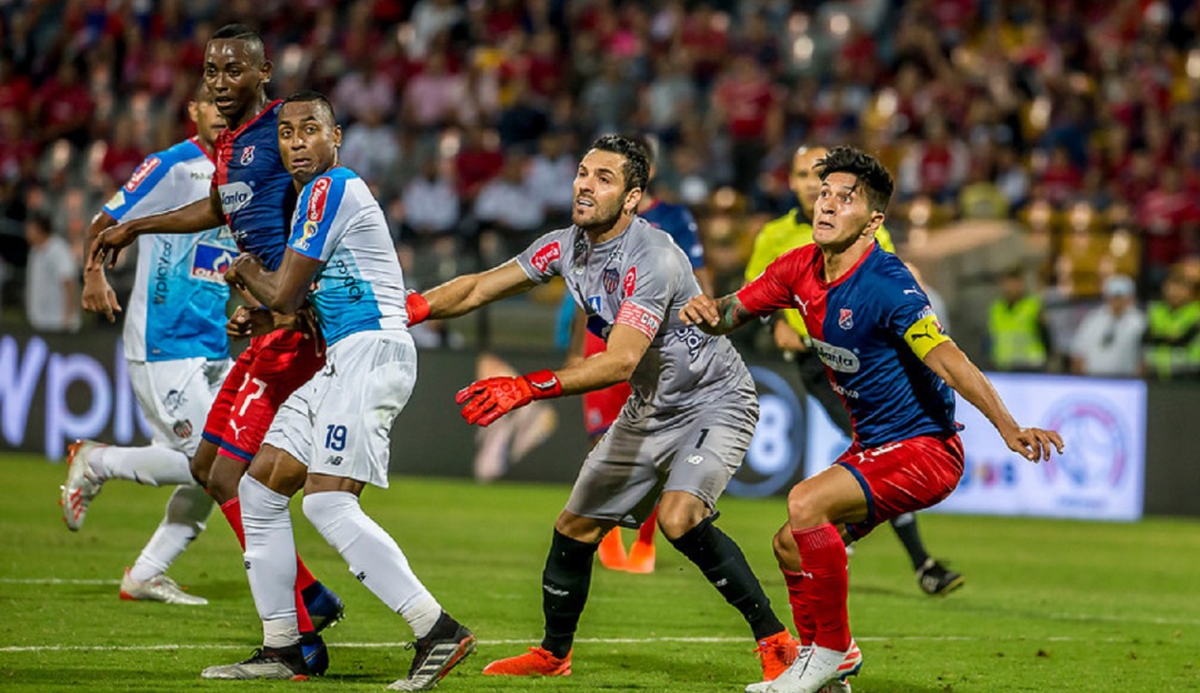 Fecha fútbol colombiano Junior sorprende al Medellín y se lleva los