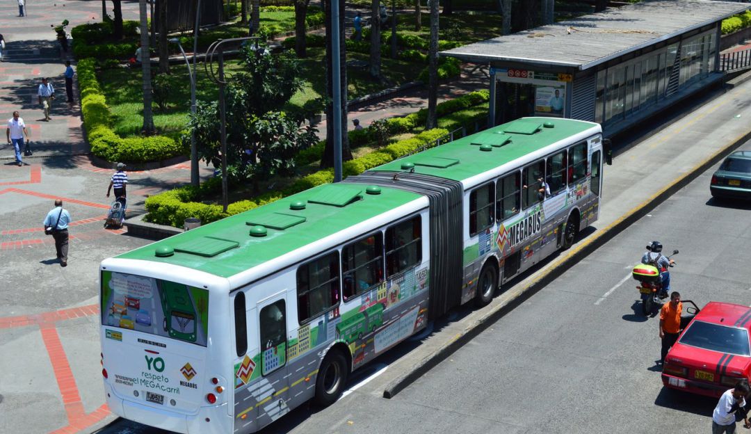 Cumpleaños Megabus Megabús Más De 4000 Días En Marcha Por El Área Metropolitana Pereira 5046