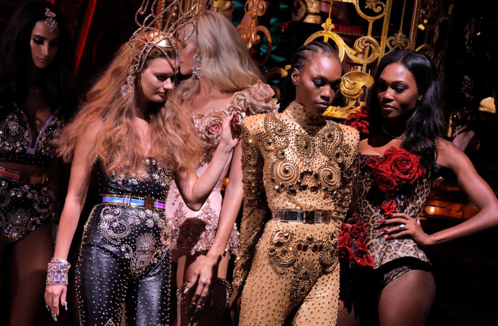 Presentación conjunta de Moulin Rouge! The Musical y pasarela de The Blonds. Presentación conjunta de Moulin Rouge! The Musical y pasarela de The Blonds.
