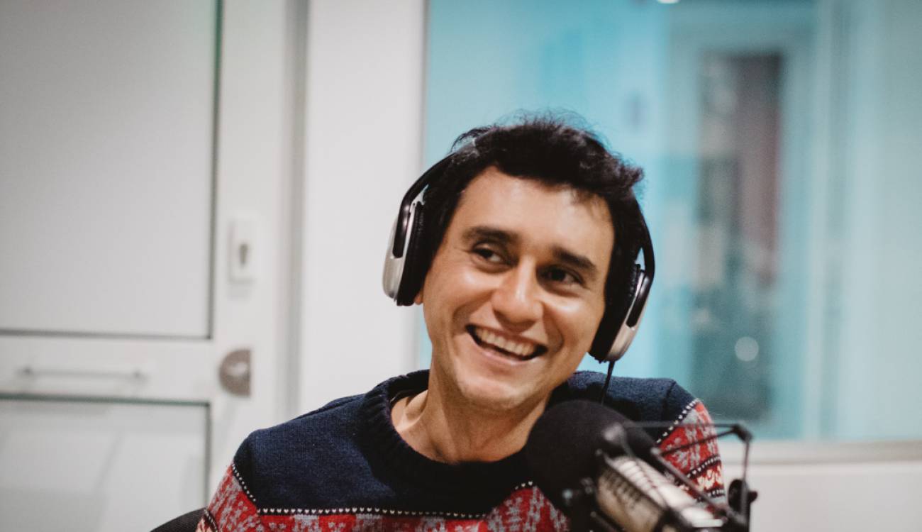 Actor Mi Banda Sonora Con Carlos Manuel Vesga A Vivir Que Son Dos Dias Caracol Radio 1 capitulos prisionera capitulos protagonistas de novela capitulos pura sangre capítulos rafael orozco el ídolo capitulos recetas de cocina. mi banda sonora con carlos manuel vesga