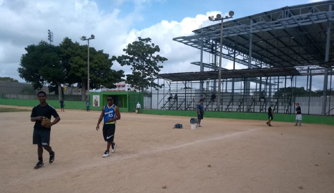 Promesas del béisbol piden apoyo en Turbaco-Bolívar - Caracol Radio