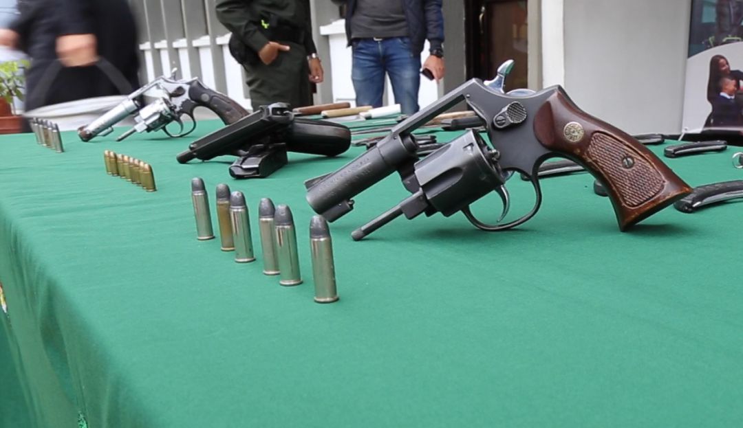 524 armas de fuego ilegales han sido incautadas en Caldas - Caracol Radio
