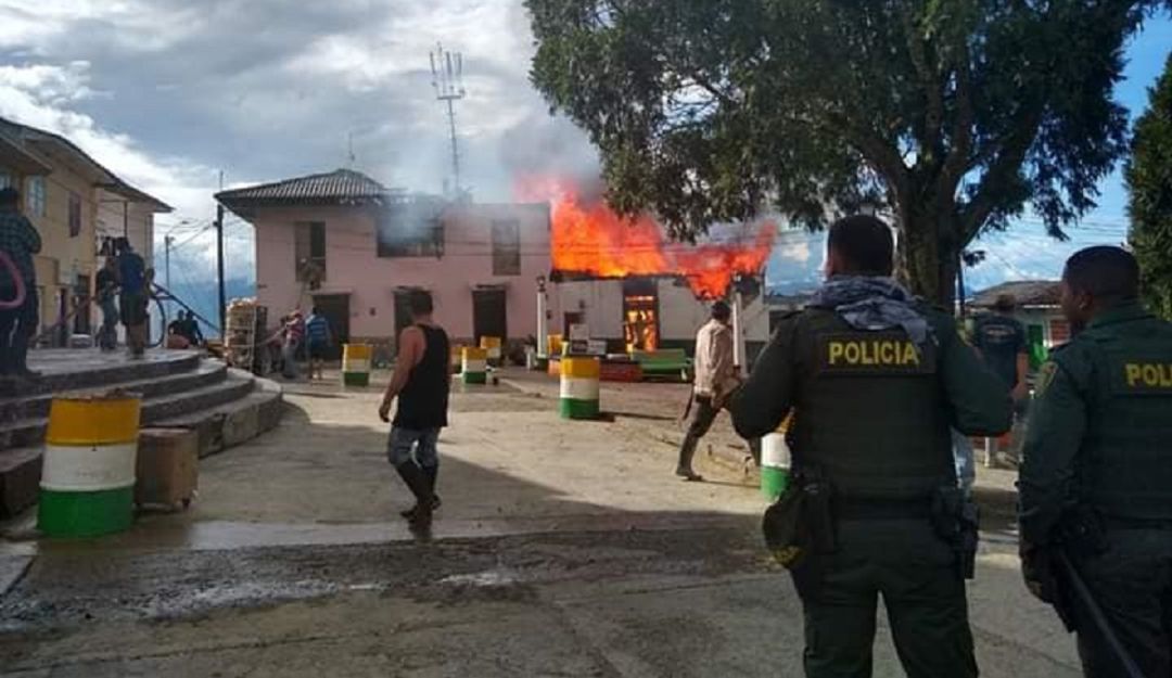 Analizan el motivo de un incendio estructural en Pácora Caldas - Caracol Radio