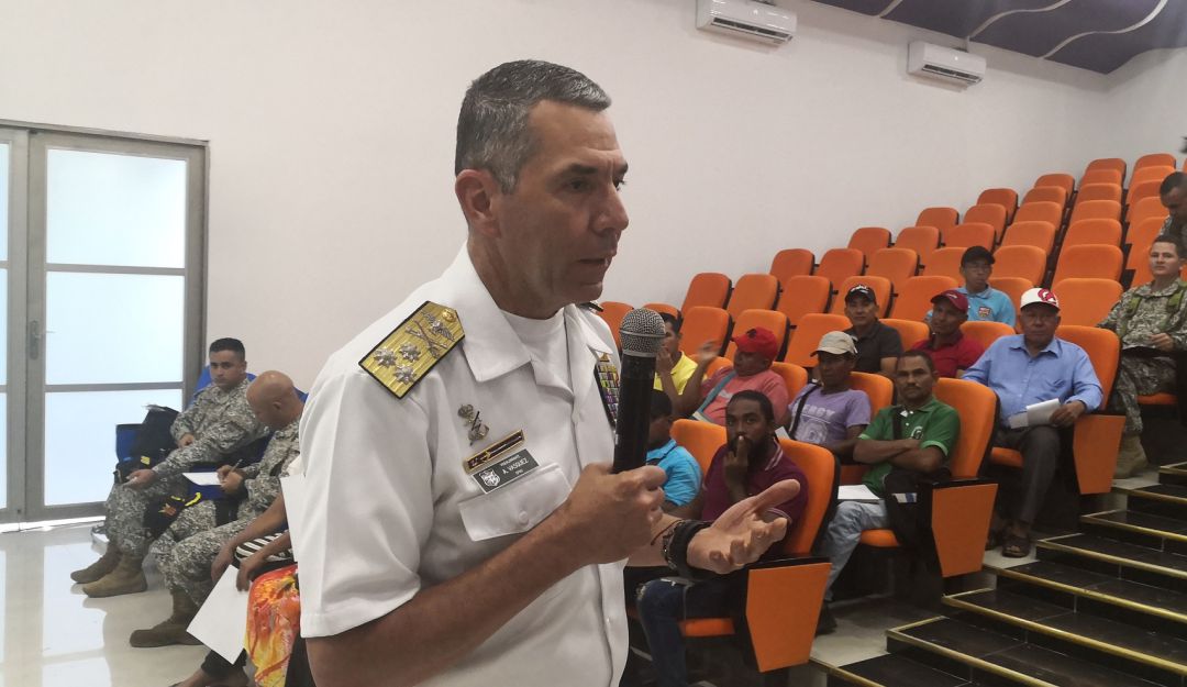 Armada y líderes sociales de Bolívar se reúnen en los Montes de María - Caracol Radio