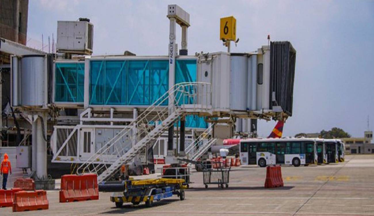 Aeropuerto Ernesto Cortissoz Remodelación del aeropuerto Cortissoz de