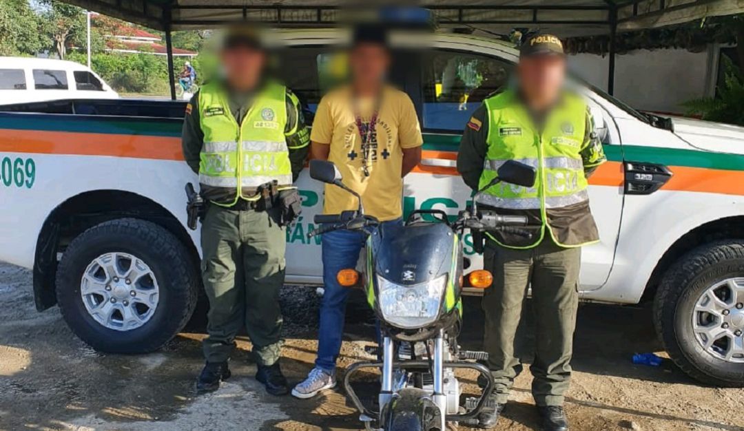 Captura hombre trabajaba con una moto robada Bolívar: En Bolívar, capturan a  un hombre que trabajaba con una moto robada | Cartagena | Caracol Radio