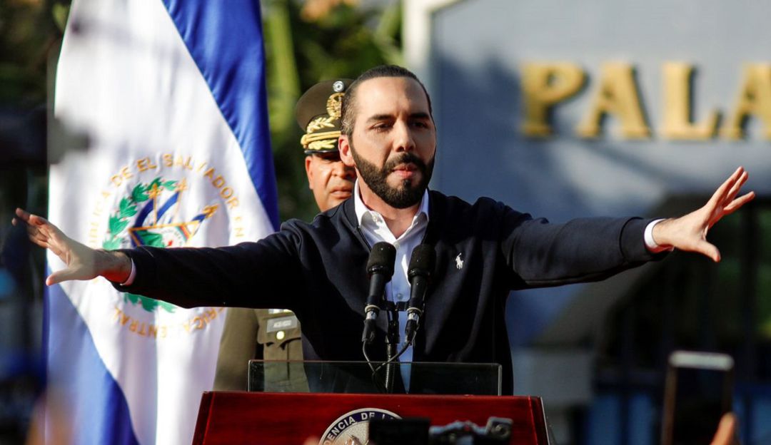 Presidente de El Salvador lleva Ejército al Congreso exigiendo presupuesto