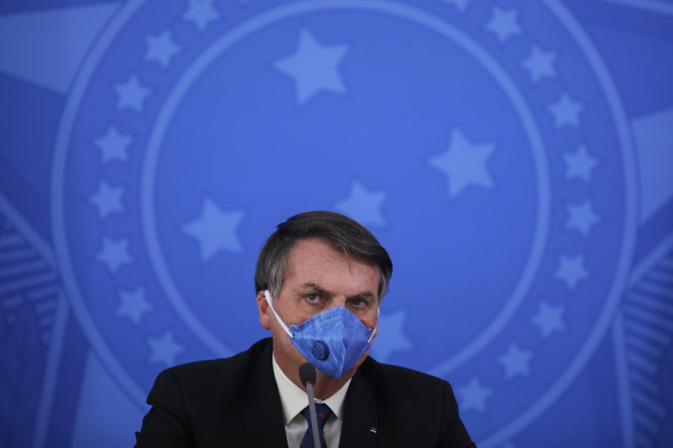 El 11 de marzo señaló: "He escuchado que otras gripes son peores que esta". El 11 de marzo señaló: "He escuchado que otras gripes son peores que esta".