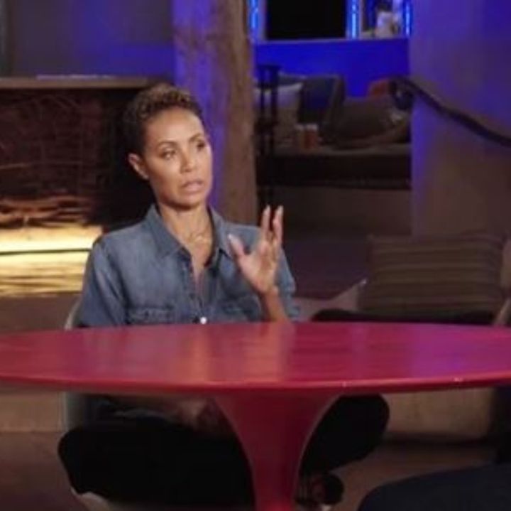 Esposa de Will Smith le contó en público que le fue infiel