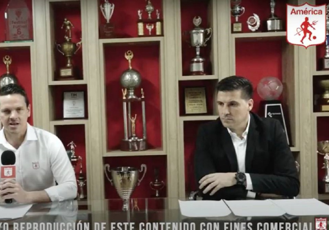 América oficializó a Juan Cruz Real como su nuevo director técnico