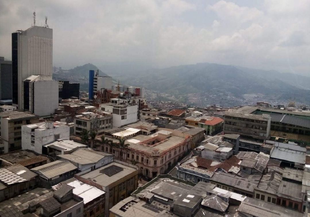 Personas con COVID-19 halladas en centros comerciales serán judicializadas