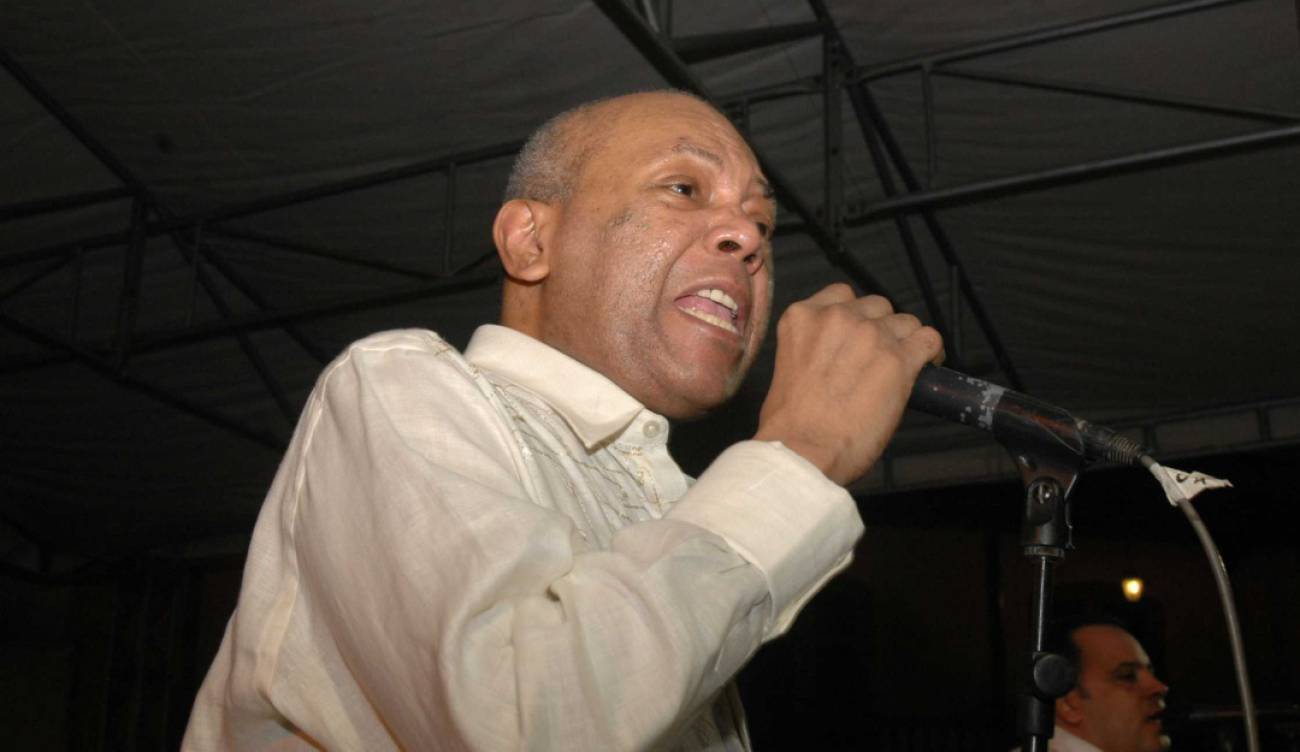 Joe Arroyo La Buena Y La Mejor Joe Arroyo A Vivir Que Son Dos Dias Caracol Radio