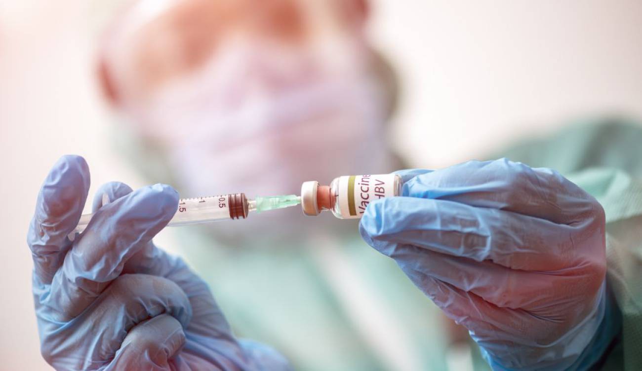 Vacunas Colombia Gobierno entregará la vacuna contra la hepatitis B a