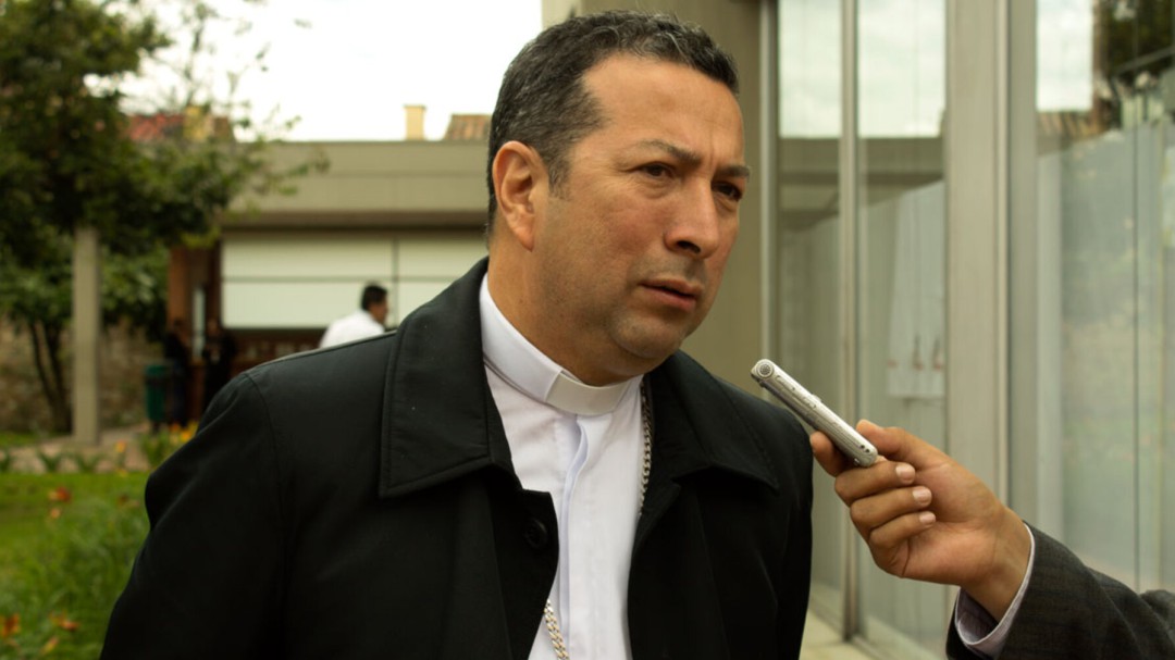 "Niños sin colegio son presa fácil del reclutamiento": Obispo Tumaco