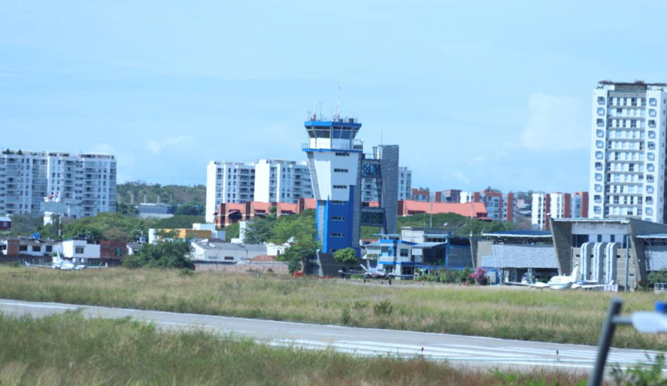 aeropuerto de neiva con pista para