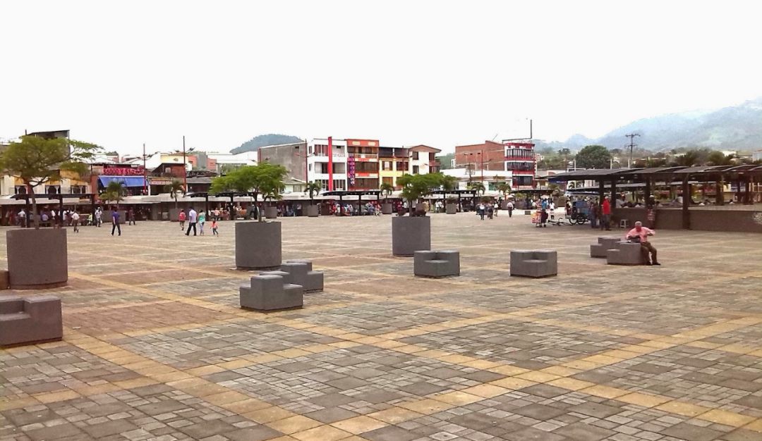 Cierran el parque Guadalupe Zapata de Pereira: Cerraron el parque Guadalupe  Zapata de Pereira debido a las aglomeraciones | Pereira | Caracol Radio