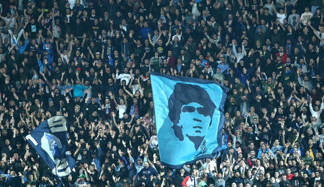 Diego Maradona Muerte Estadio Del Napoli Pasara A Llamarse Diego Armando Maradona Deportes Caracol Radio