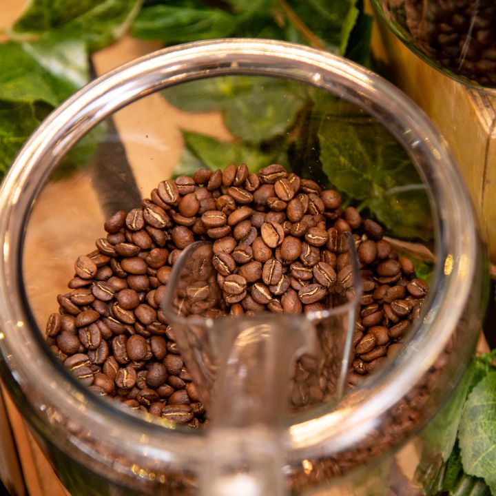 ¡No los tire! Estos son los usos que le puede dar a los restos de café