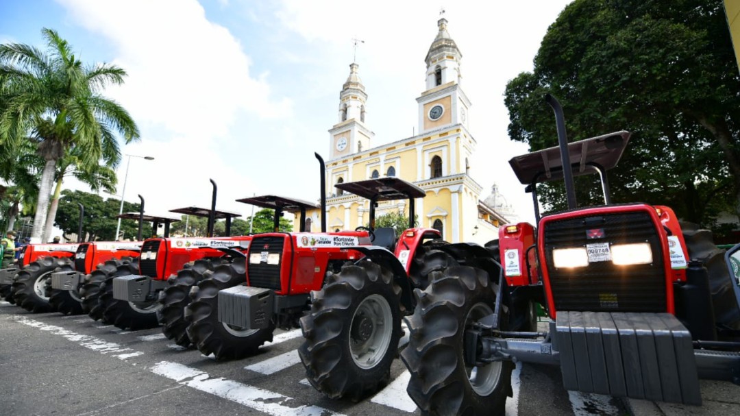 Inversión en vías y agua, claves para la reactivación en Santander