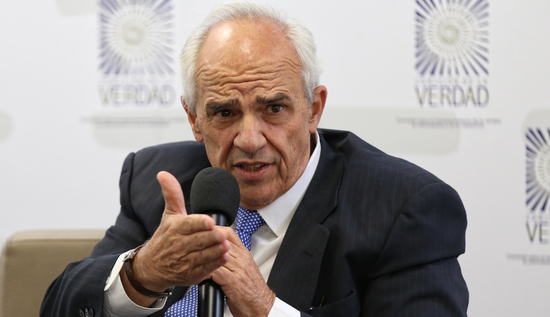 Samper dice que Colombia no tiene vacunas rusas por el 