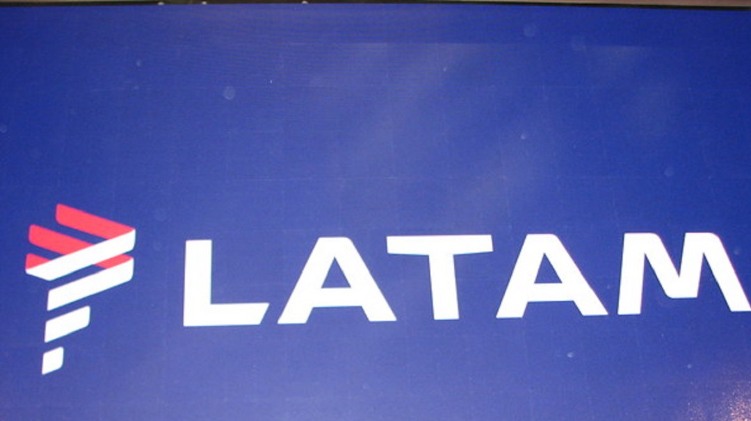 Desde el 1 de marzo LATAM prohibirá uso de mascarillas con válvulas