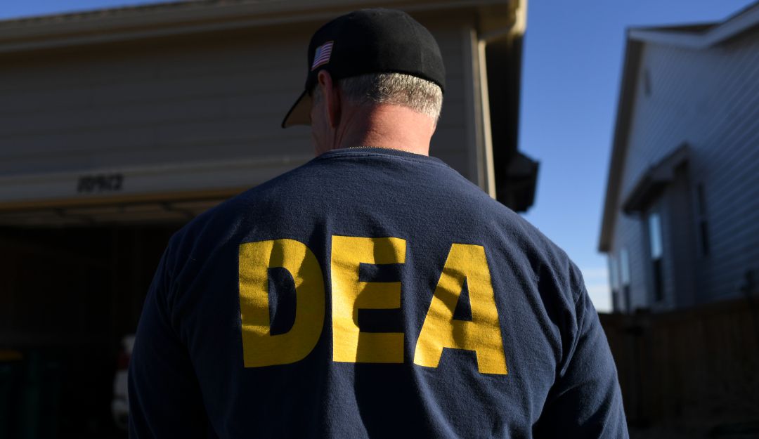 El informe anual de la DEA resalta que las organizaciones criminales colombianas no vieron afectadas sus capacidades de producir y contrabandear drogas ilícitas a pesar de la emergencia sanitaria.