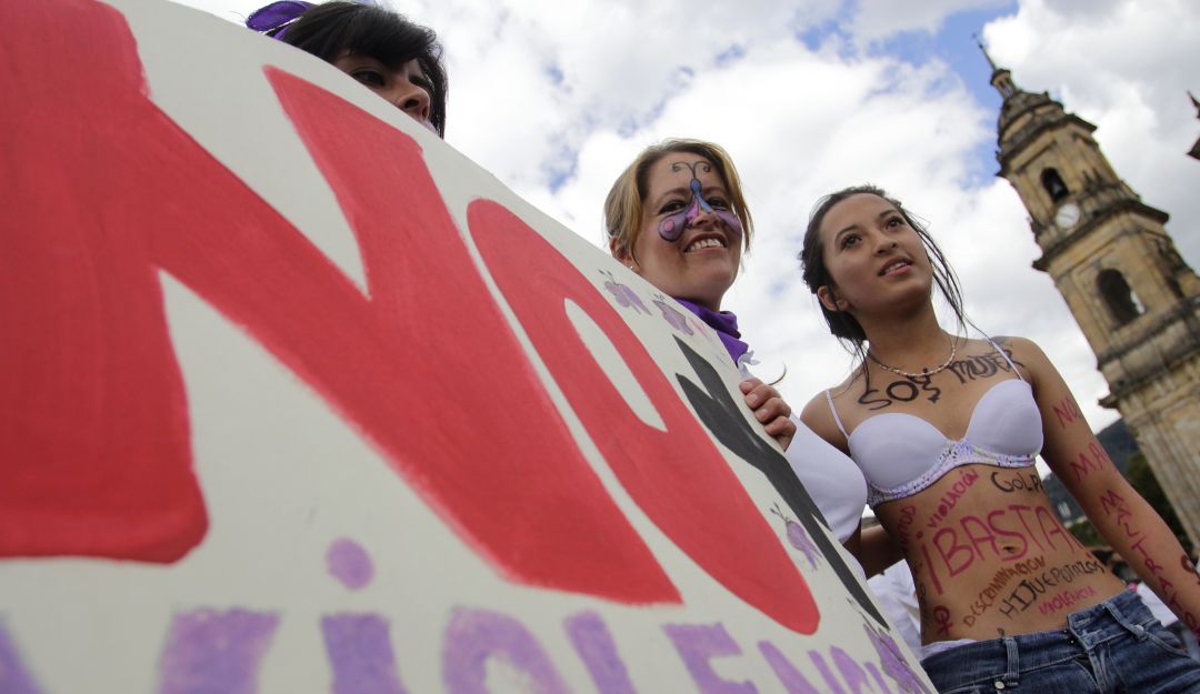 Mujeres rechazan la violencia de género en Bogotá