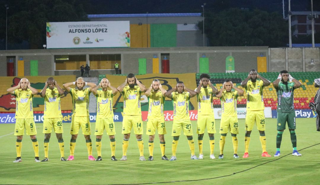 Dia Mundial Autismo El Bonito Homenaje De Atletico Bucaramanga Por El Dia Mundial Del Autismo Deportes Caracol Radio