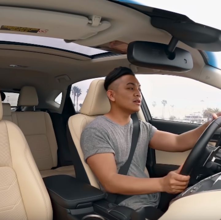 Video: experimento muestra peligros de revisar su celular mientras conduce