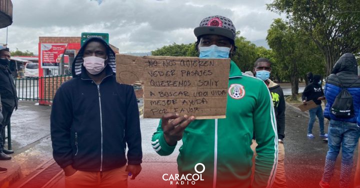 Noticias Nariño: Haitianos se tomaron terminal de buses en Pasto, Nariño | Pasto - Vimarsana News