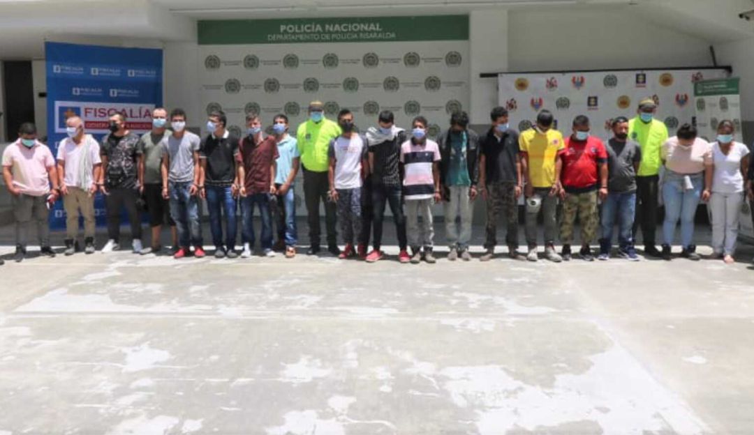 Venta de drogas en Risaralda: Capturan a 20 integrantes de una banda que  vendía drogas en Risaralda | Pereira | Caracol Radio