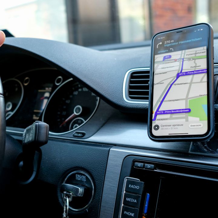 ¿Waze funciona para alertar a otras personas por presencia de ladrones?