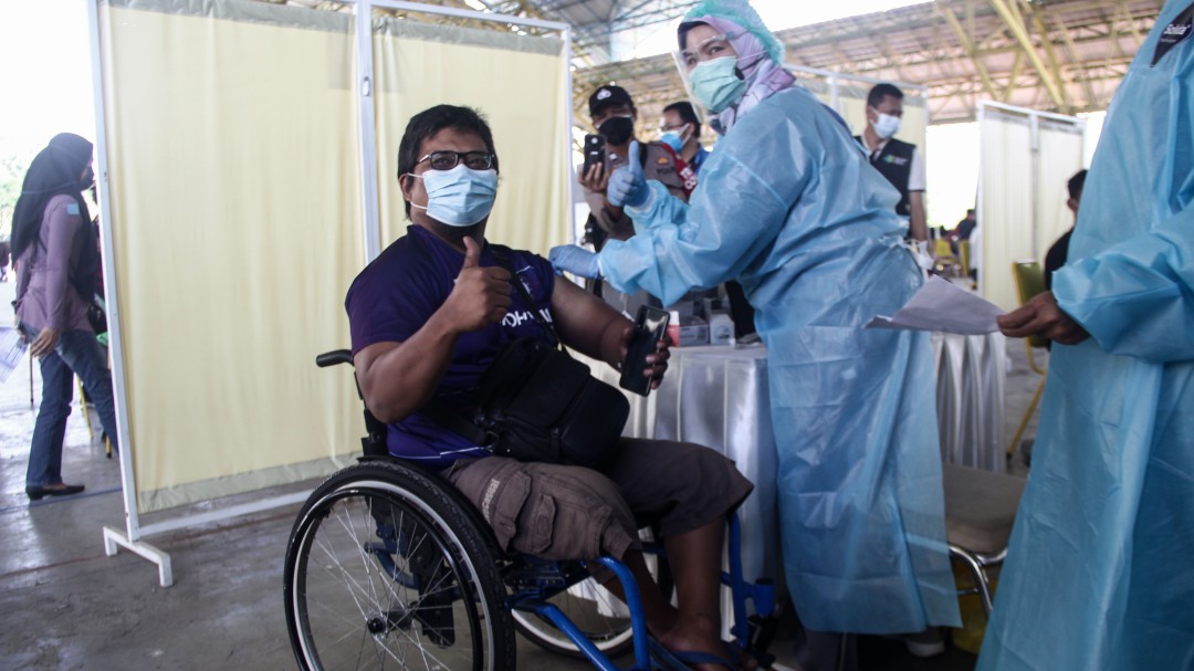 ¿Qué tanto se ha vacunado contra la COVID-19 la población con discapacidad?