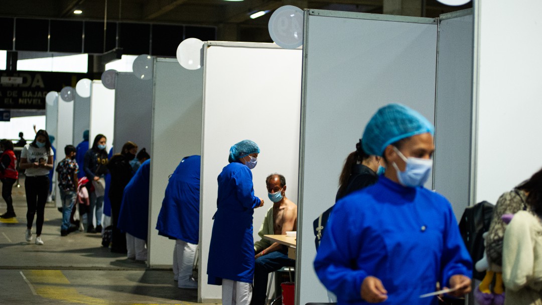 El 90% de la población en Bogotá ya tiene su esquema de vacunación completo