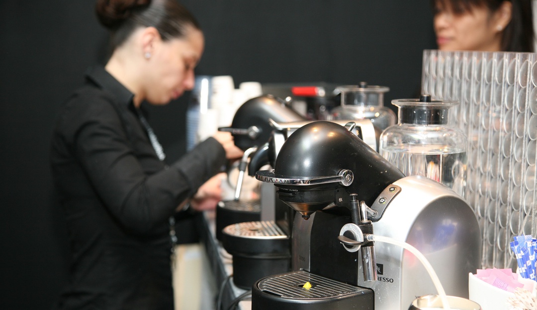Nescafé regalo día de la mujer: No, no están dando máquinas de café por el  día de la mujer | Clic | Tecnología en Caracol Radio | Caracol Radio