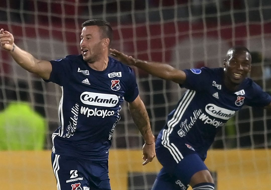 DIM avanza a fase de grupos de Sudamericana y deja en el camino a América