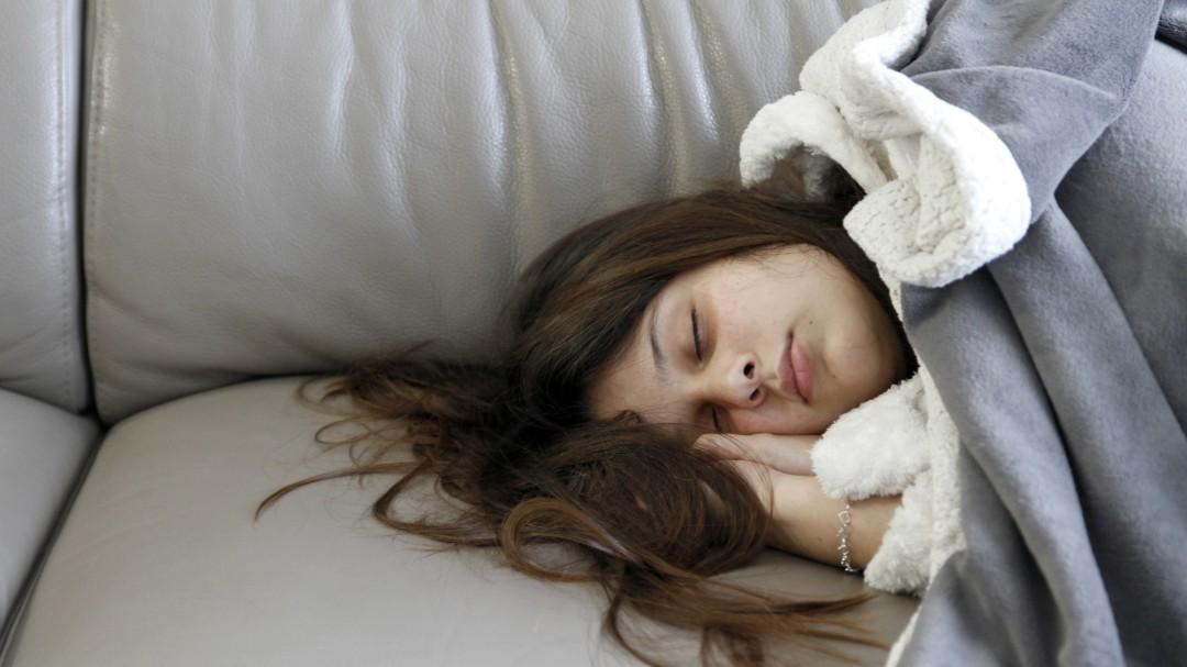 ¿Qué es la niebla mental que deja la COVID-19?