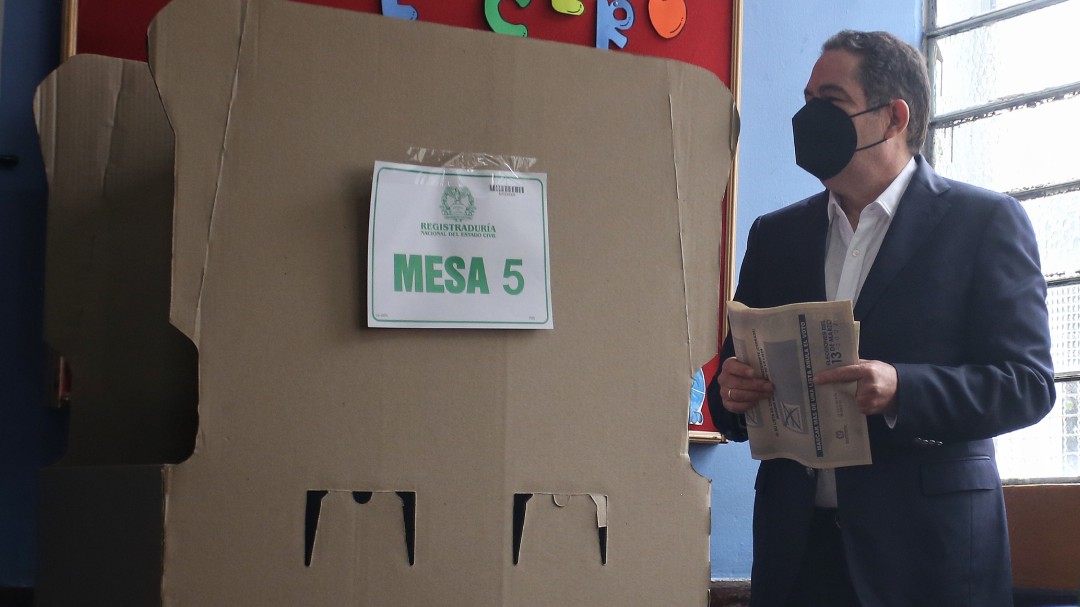 David Luna habla de reuniones de Vargas Lleras y posición de Cambio Radical