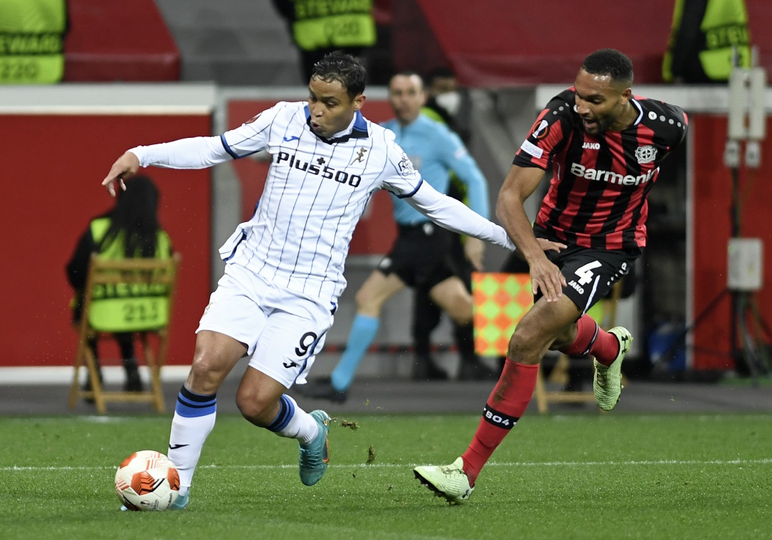Atalanta y Luis Fernando Muriel clasifican a los cuartos de final de la UEL