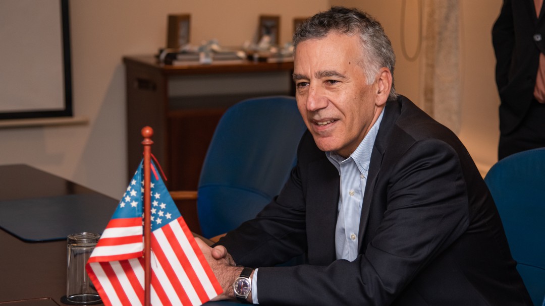 Embajador Goldberg niega posible presencia de militares de USA en el país