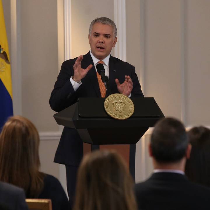 “Mucho cuidado con la otra P”: Duque dice que la democracia está en riesgo