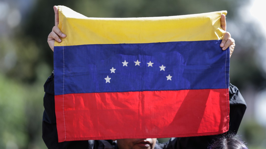 Consulado venezolano en Medellín debe más de 420 millones al dueño